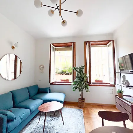 Cozy Duomo - Elegant & Quiet, 300m From Cathedral Διαμέρισμα