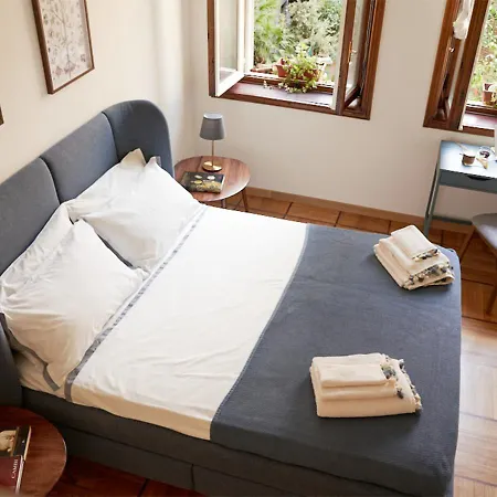 Cozy Duomo - Elegant & Quiet, 300m From Cathedral Διαμέρισμα *
