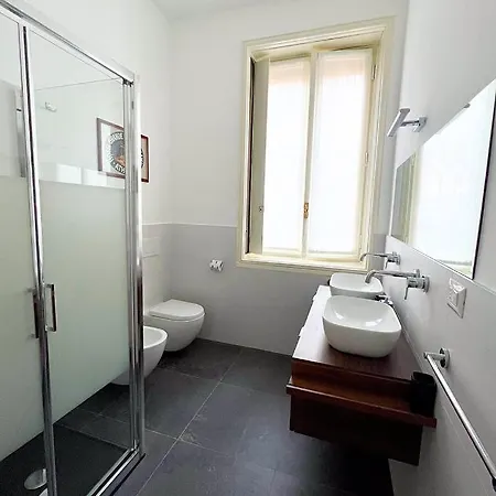Cozy Duomo - Elegant & Quiet, 300m From Cathedral * Milan